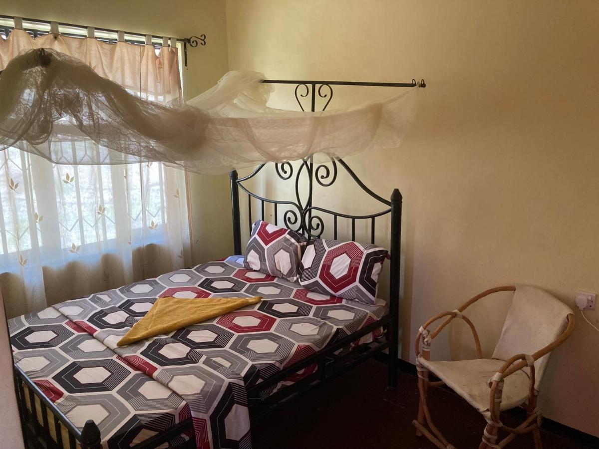 Lake Natron Maasai Guesthouse Mtowabaga Exterior photo