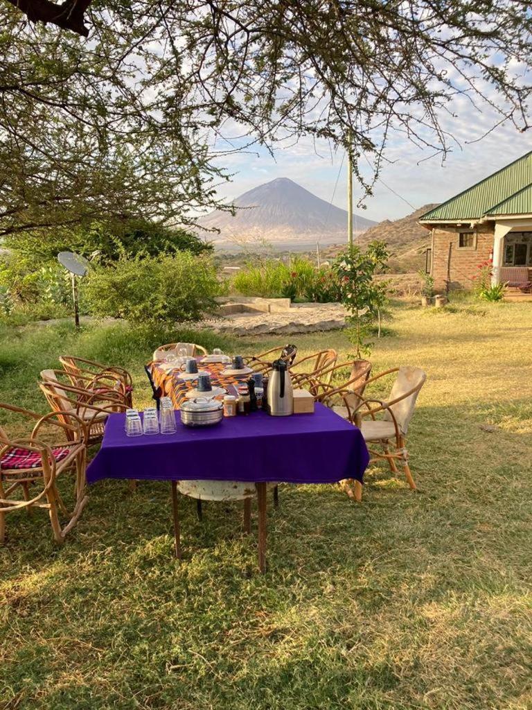 Lake Natron Maasai Guesthouse Mtowabaga Exterior photo